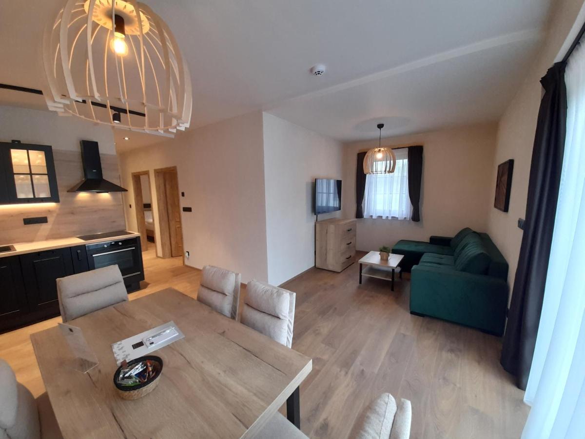 Residence Klazary U Zumberka - Terasove Apartmany Kamenna Extérieur photo